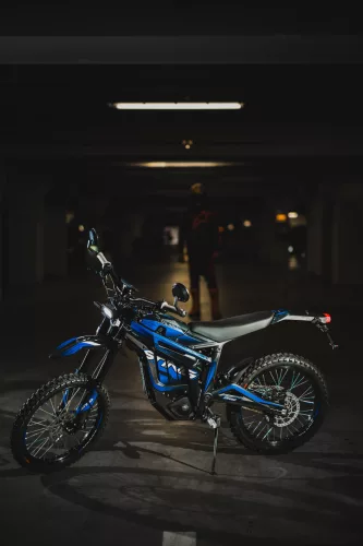 Talaria Sting TL4000 elektromos motorkerékpár – L3e, 125-ös kategória